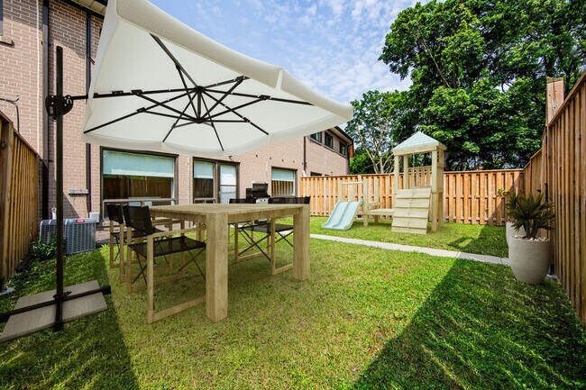 Photo - The Scotch Elms