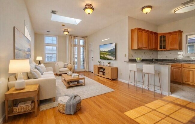 Photo - 24 Emerson Ave Unit 2