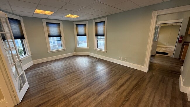 Photo - 36 Wakefield St Unit A