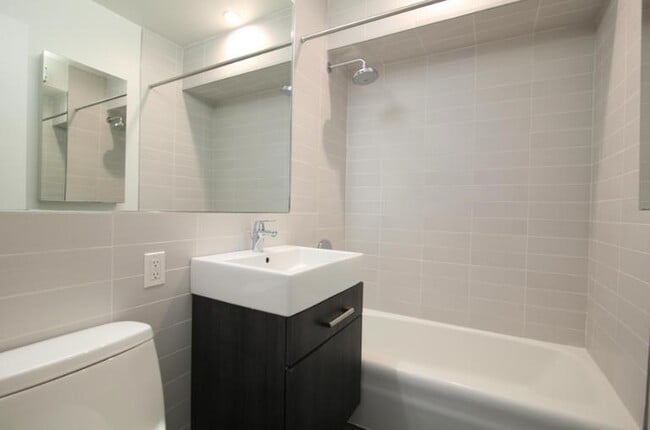 55 W 17th St Unit 303