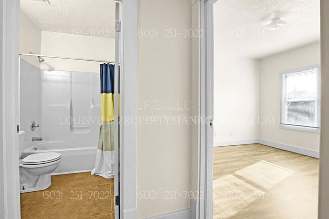 Photo - 1273 S Clay St Unit 4