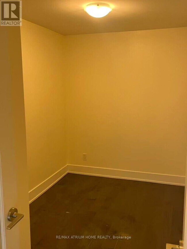 Photo - 200 Bloor St W Unité 1106