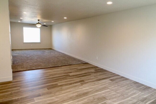 Photo - Lovely townhome for rent in Provo
