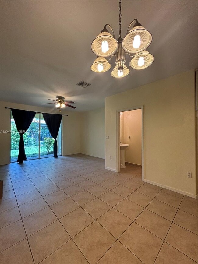 2549 SW 83rd Terrace