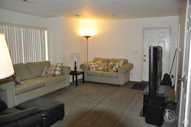 Building Photo - 761 E 820 N Unit Stonebridge #221 Rental