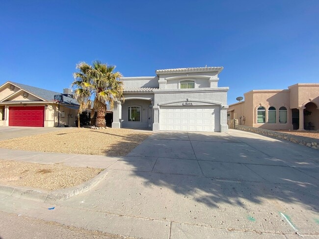 Building Photo - East El Paso 4 bed Refirg A/C