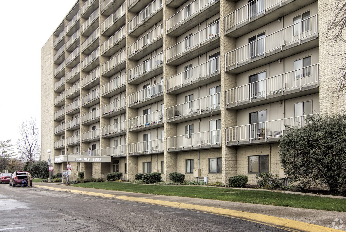 Photo - Grandview Tower Apartments