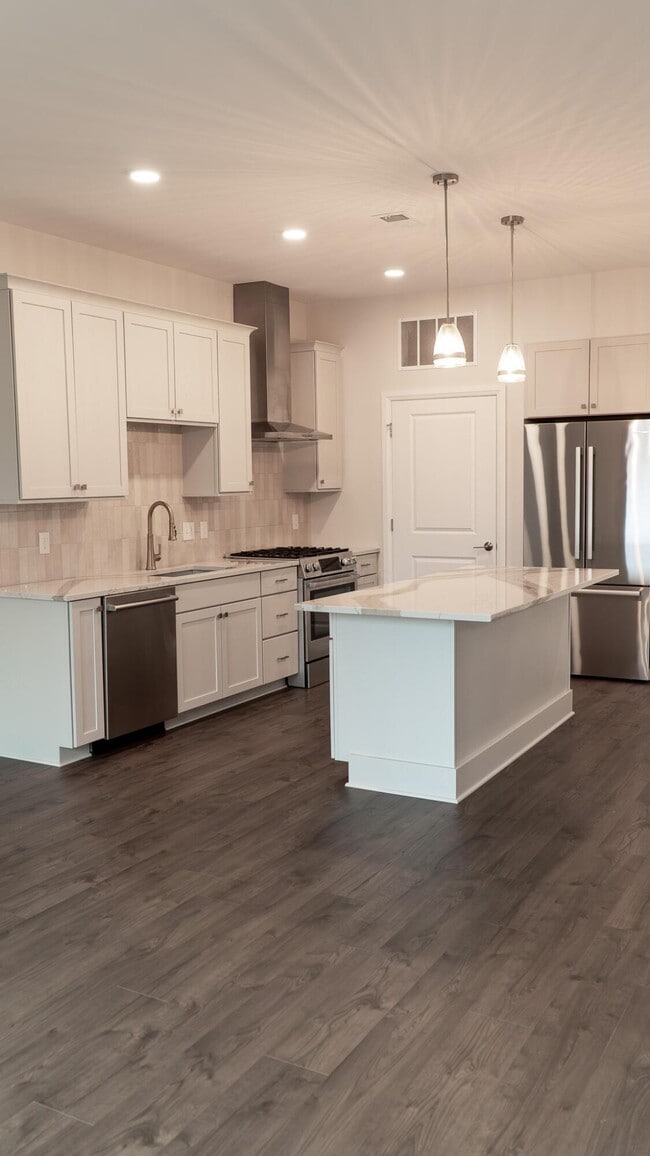 Photo - 6633 Dale Dr Unit 419