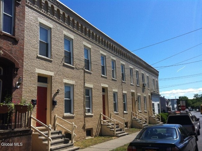 Building Photo - 509 23rd St Unit #2
