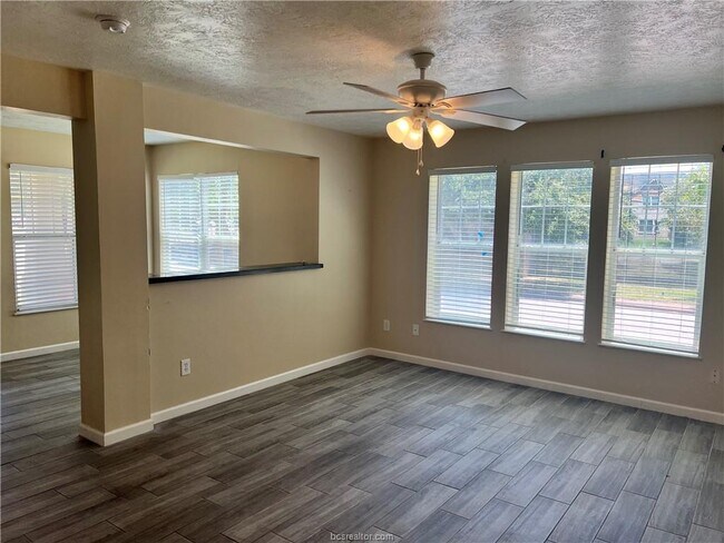 Photo - 1808 W Villa Maria Rd