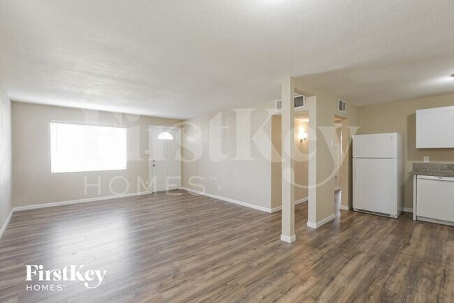 Photo - 2929 W Rancho Dr