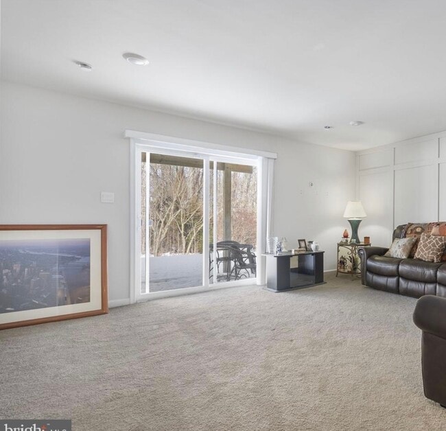 110 Jonagold Dr