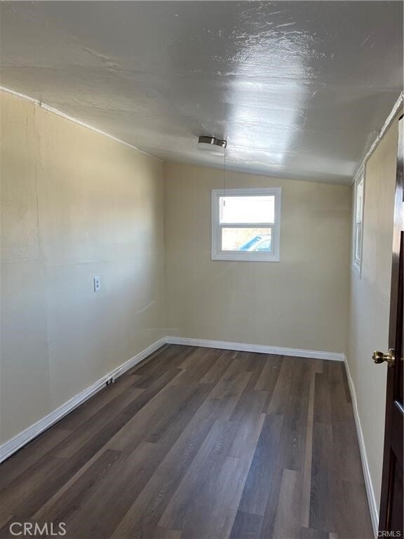 Photo - 261 N K St Casa