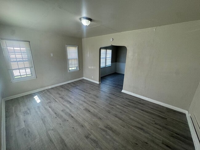 Photo - 1727 NE 19th St