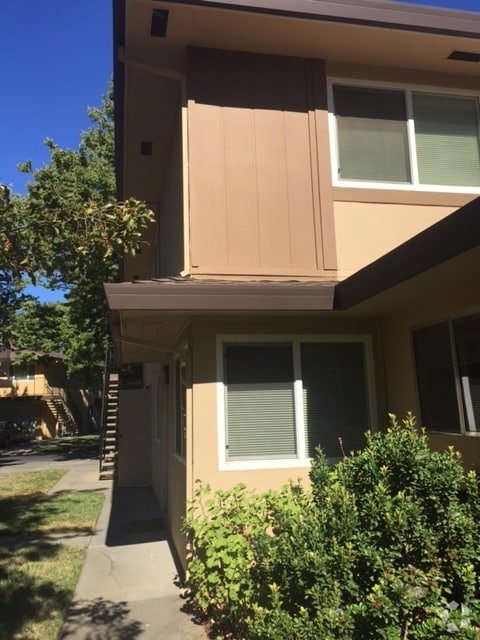 Building Photo - 2725 Bidwell St Unit #2 Rental