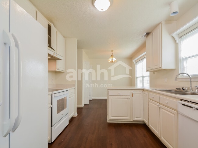 Photo - 5114 Gate Post Ln