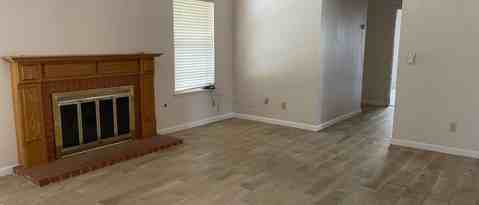 Photo - 1067 E Portland Ave