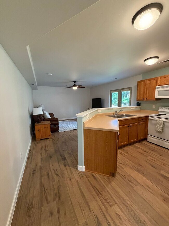 4122 Sky Ranch Dr