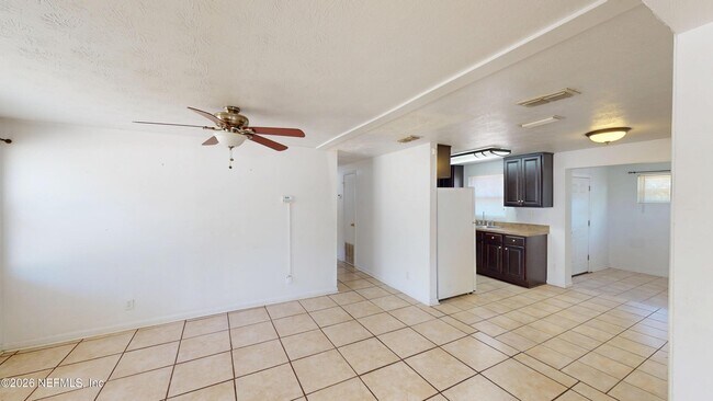 Photo - 370 Gwinnett Rd