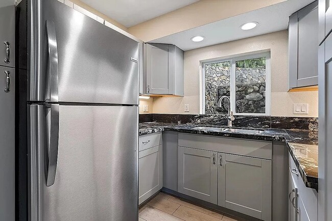 Photo - 75-5776 Oleka Pl Unidad Ohana