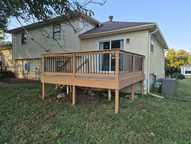 803 S Medford Cir Unit 1