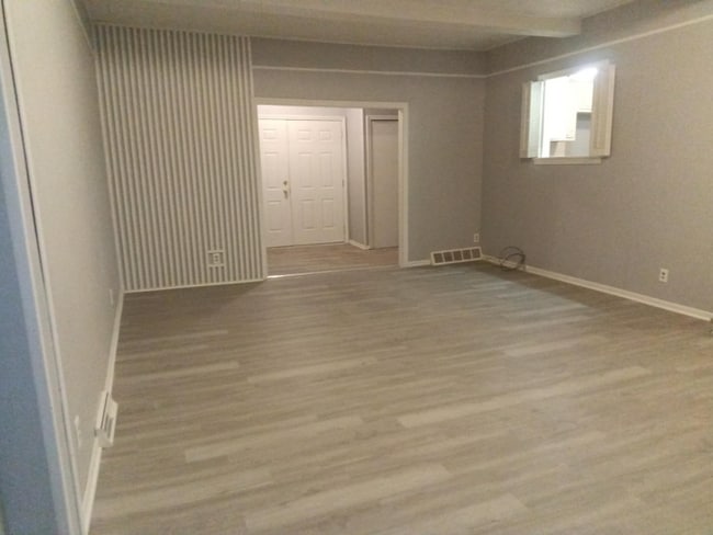 Photo - 1103 Lippincott Blvd