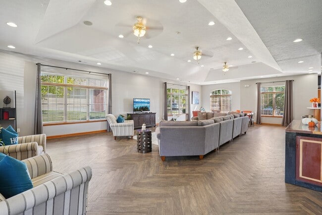 Photo - Retreat at Dry Creek I