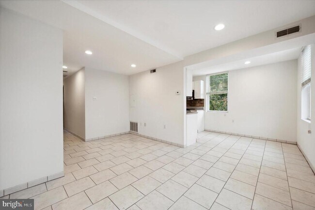 Photo - 1183 S 13th St Unit 2