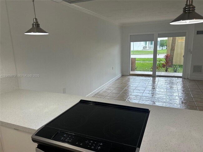 Photo - 1600 NE 114th St Unit 108