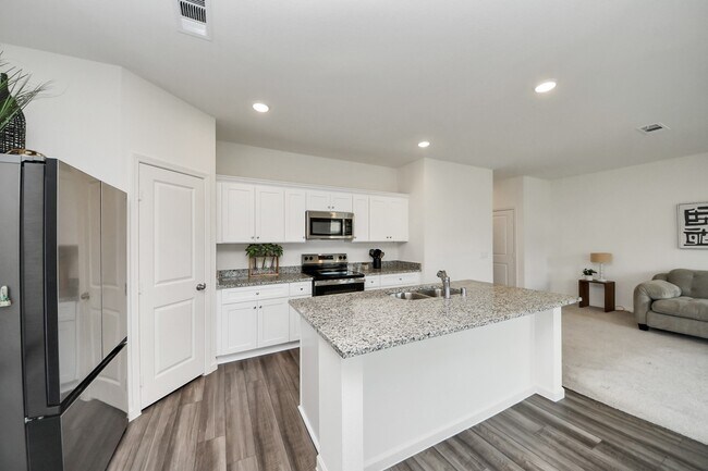 25360 Stoneham Crk Dr