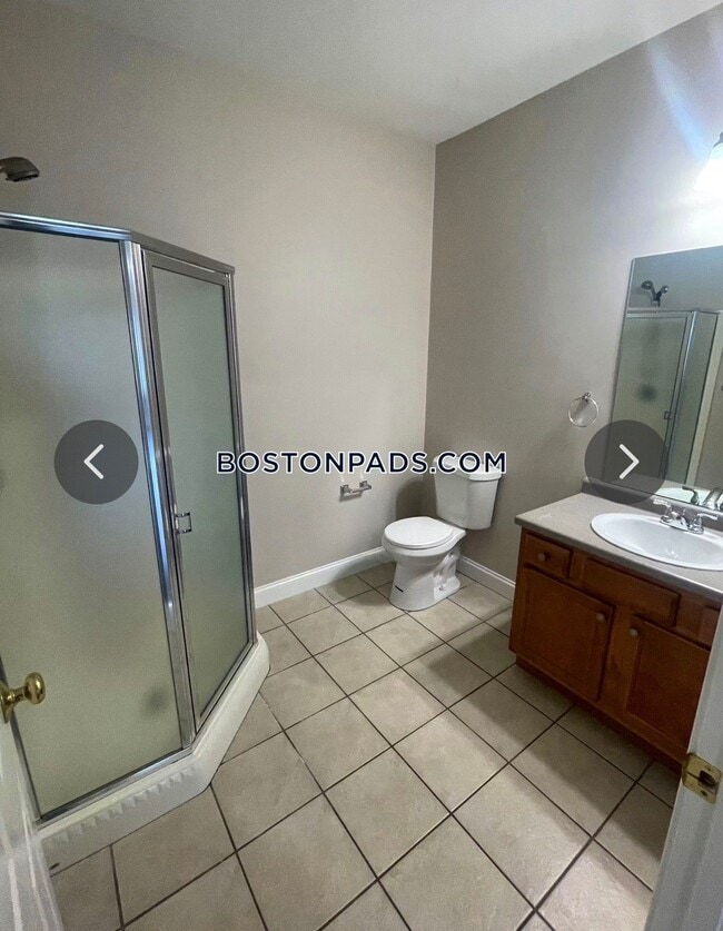Photo - 4801 N Main St