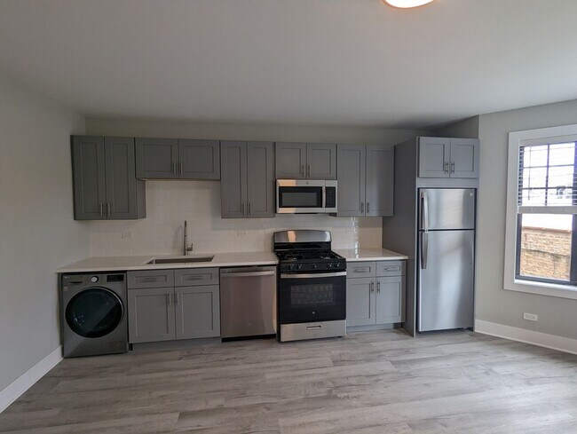 373 Hazel Ave Unit B8