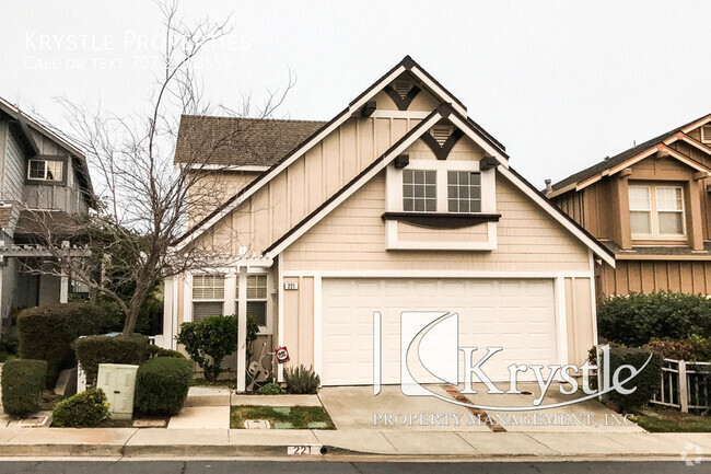 Building Photo - Beautiful Glen Cove house with great view;...