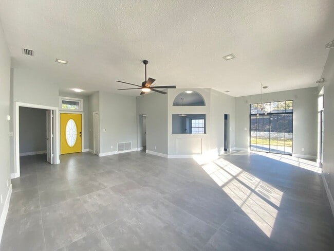 Photo - 13245 Shore Dr