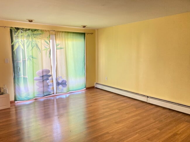 Photo - 70 Edgelawn Ave Unit Apt 3