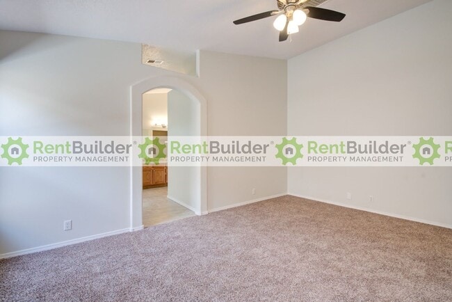 Photo - FALL SPECIAL: RENT THIS BEAUTIFUL HOME NOW!