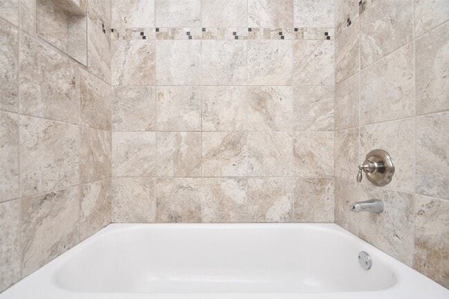 Photo - 10018 Knoboak Dr Unit True