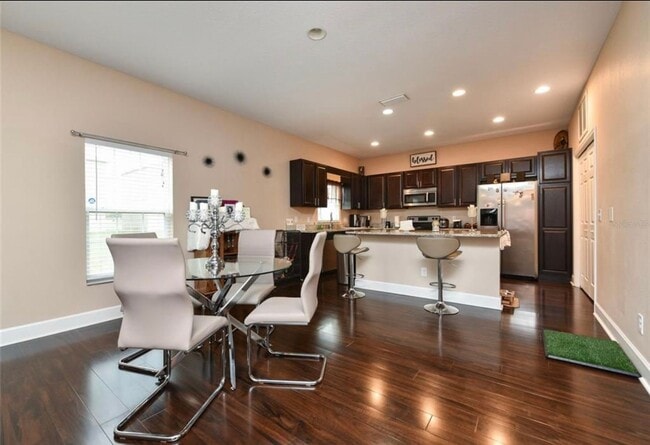 Photo - 1451 Salisbury Dr