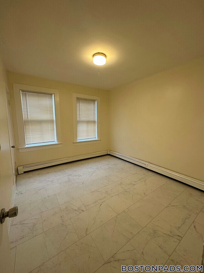 5 Albermarle St.