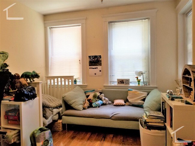 Photo - 305 Allston St Unit 2