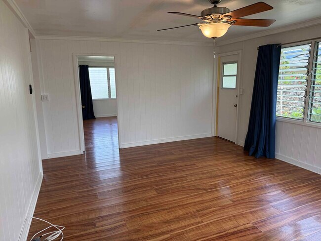 448 Ulupaina St