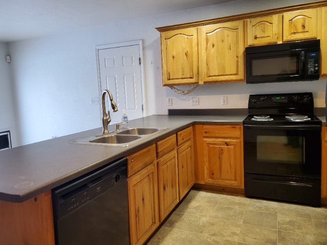 Photo - 1978 S 650 E