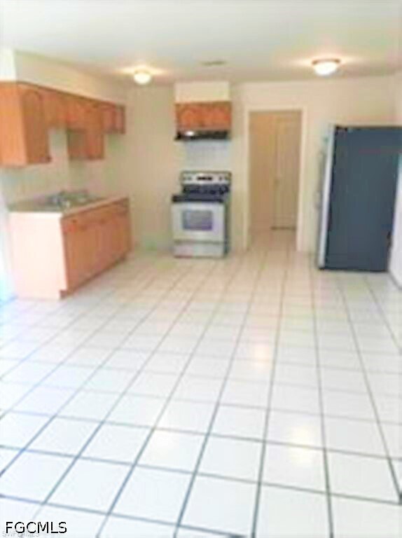 Photo - 275 Hubbard Ave