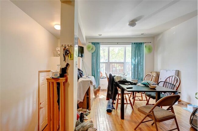 Photo - 1446 N Leavitt St Unit 1