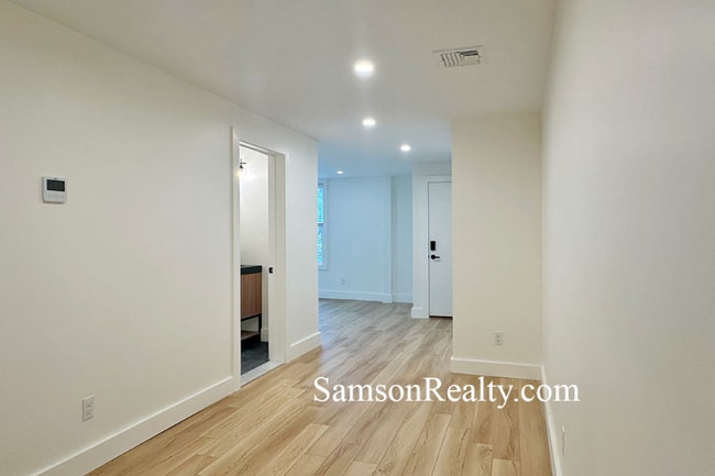Photo - 265 Waterman St Condo Unit 1