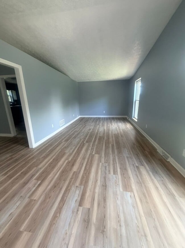 Photo - Spacious Maryville City Rental with Finished Basement & Lawn Care Included!