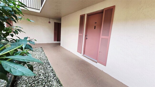 11259 SW 88th St Unit 104H