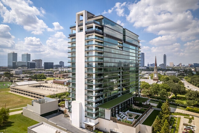 Photo - The River Oaks