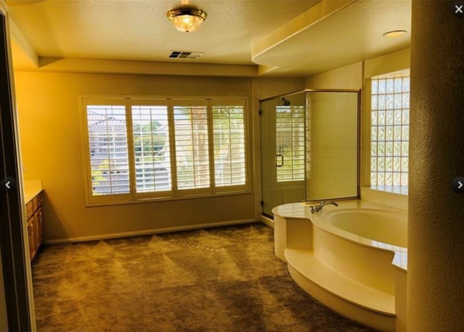 Photo - 6610 Gilded Lantern Ave