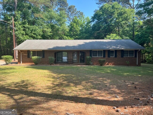 Building Photo - 551 Racetrack Rd